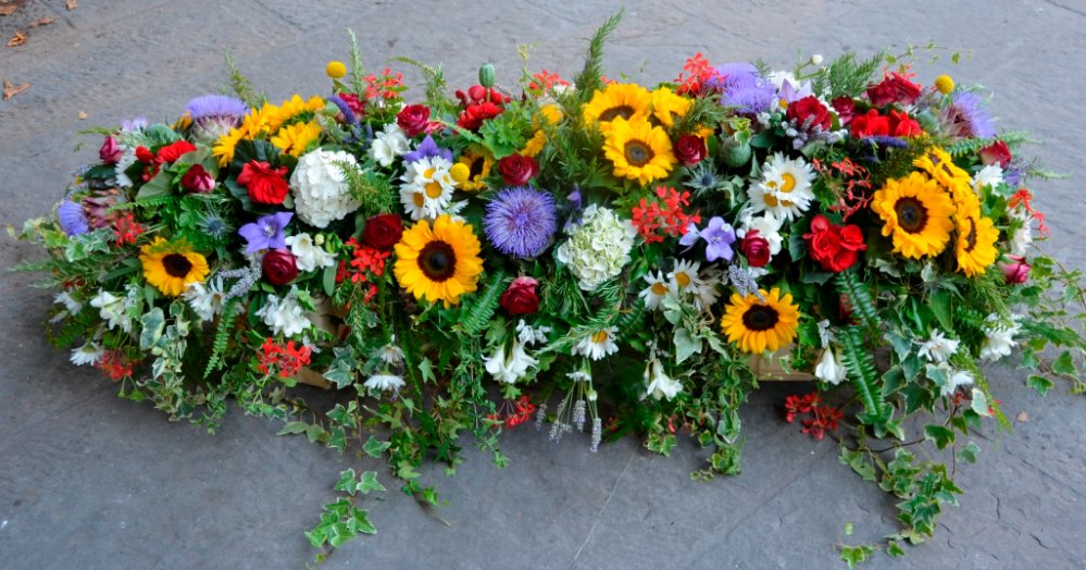 Cuscino funebre con tonalità a richiesta