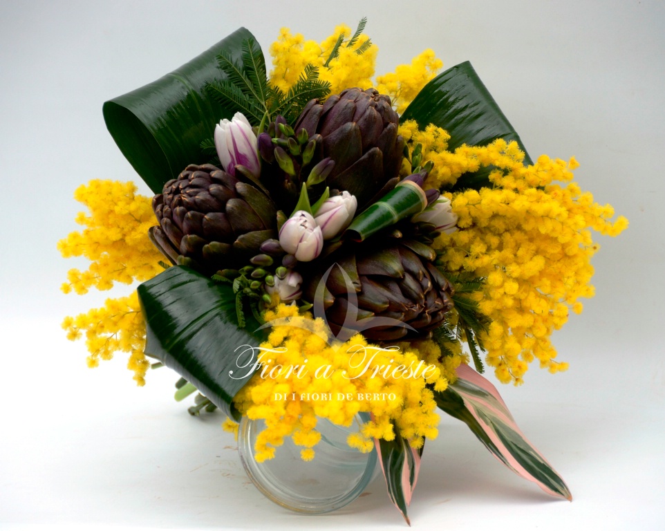 Bouquet carciofi e mimosa.