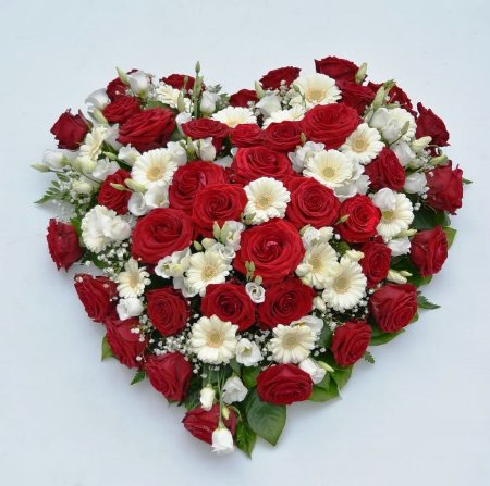 Cuore di rose rosse