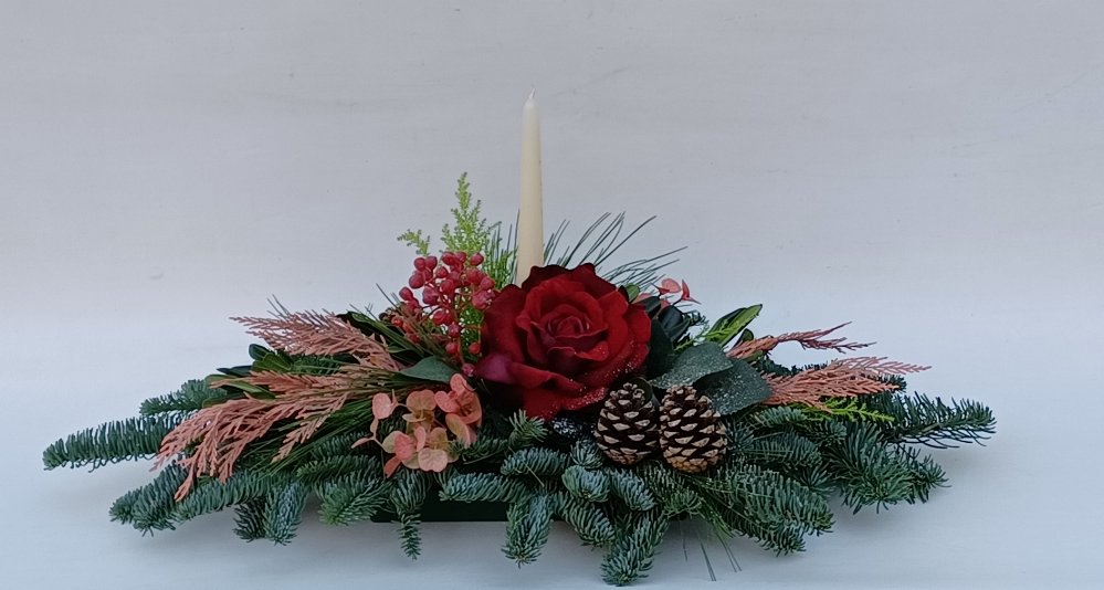 Foto Centrotavola con rosa scarlatta.