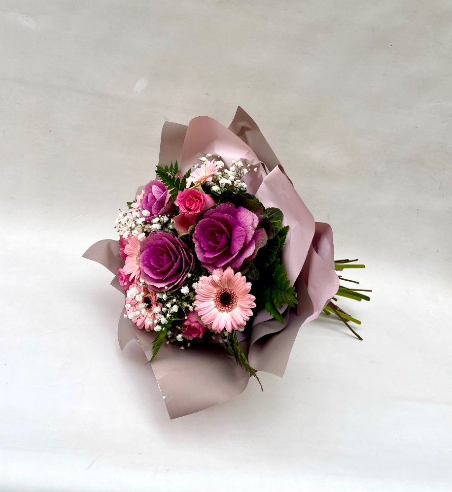 Foto Bouquet con fiori misti